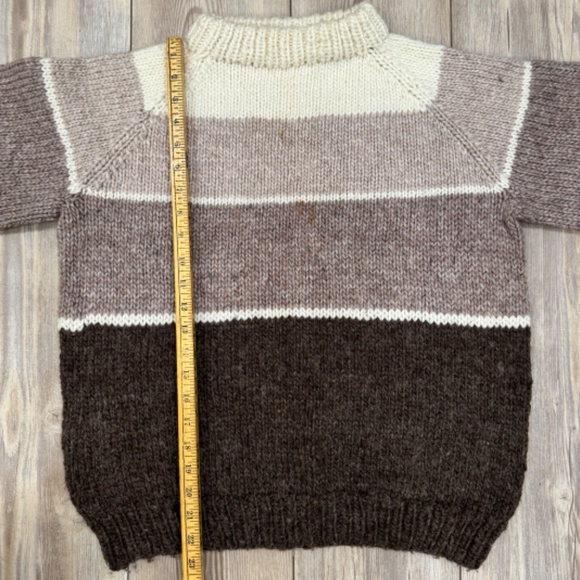 Vintage 70’s Handknit Wool Sweater - Picture 11 of 11